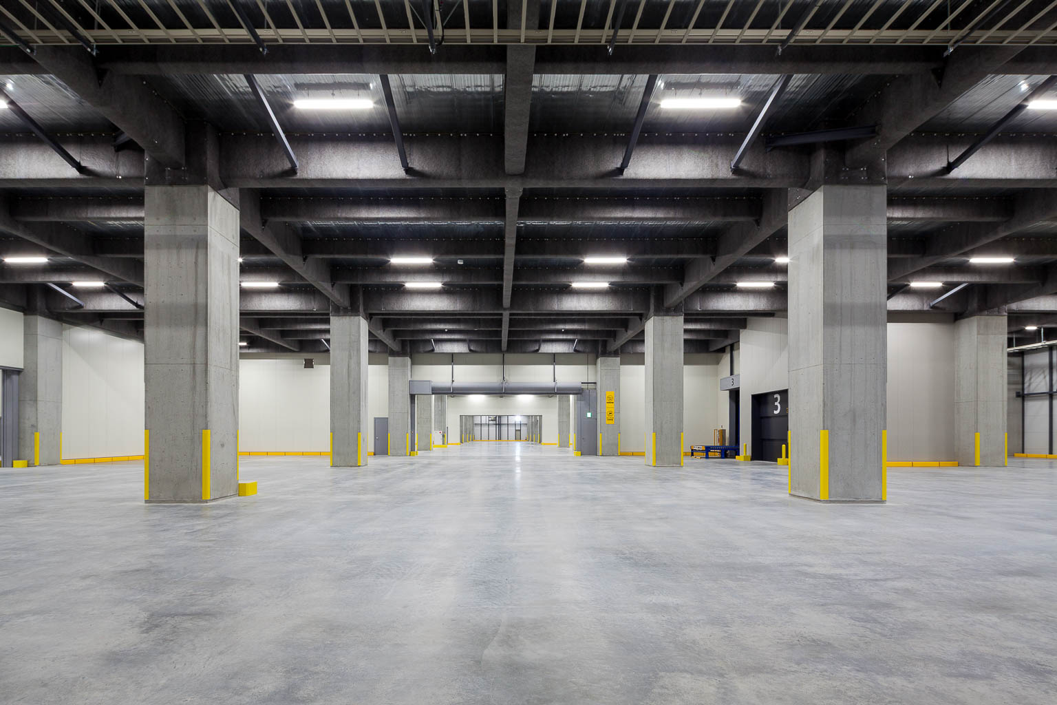 鹿児島物流センター 倉庫内