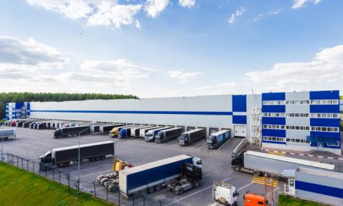 人手不足・EC拡大時代の物流センターの選び方ー3つのポイント